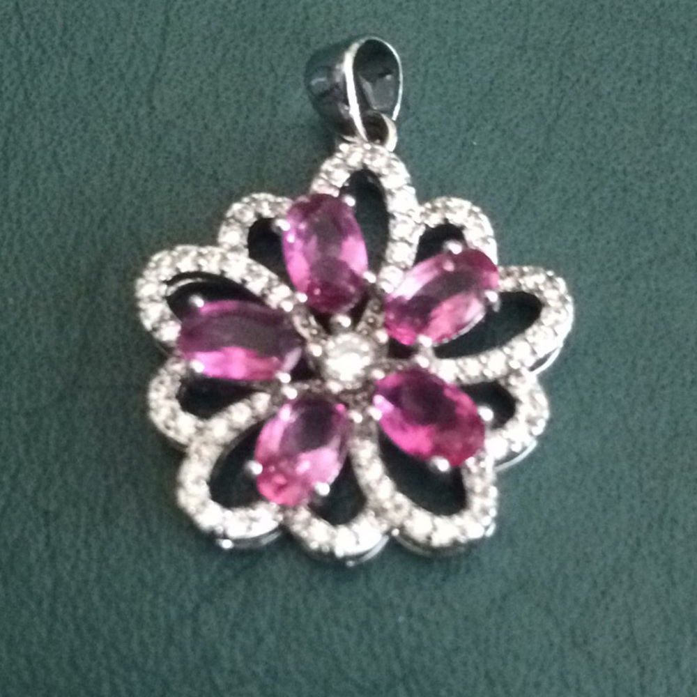 🆕Pink Raspberry White CZ Pendant⭐️ - Picture 4 of 5